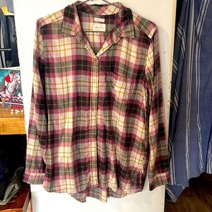 American Eagle Women’s flannel L